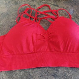 Amazing sports strappy bra